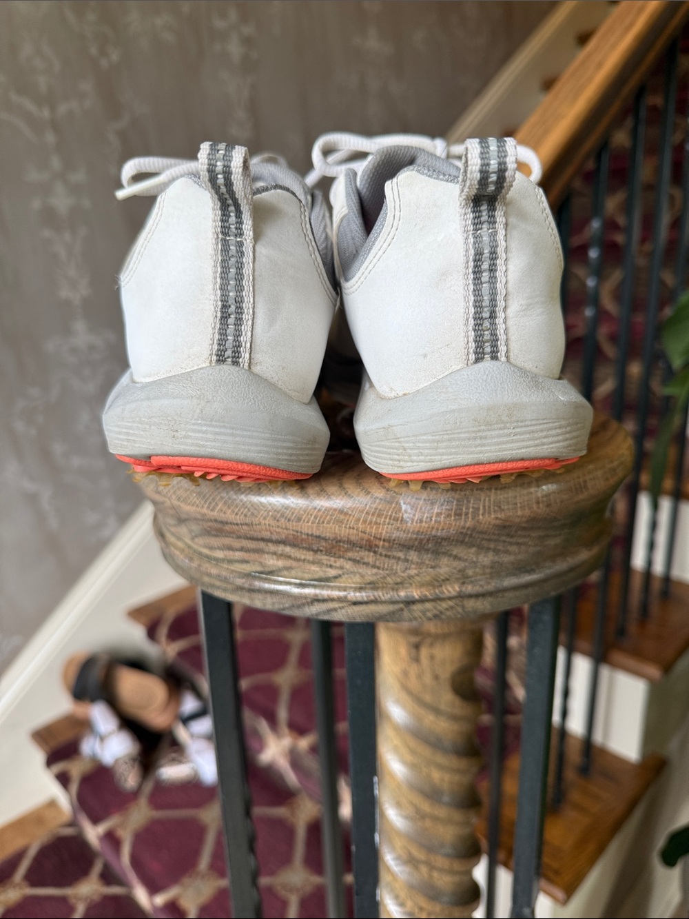FOOTJOY ladies, golf sneakers good condition size 7 1/2 - Picture 3 of 10